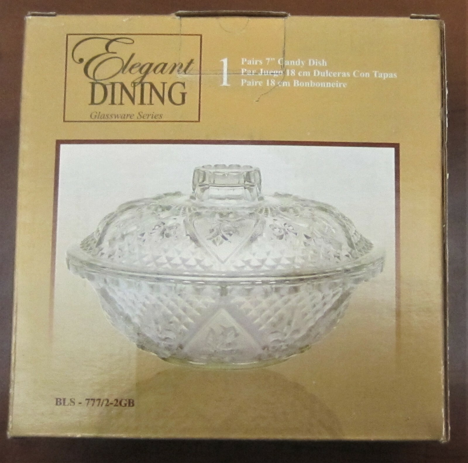 7″ Candy Dish by Elegant Dining new in box / made in Indonesia / Edged Glass