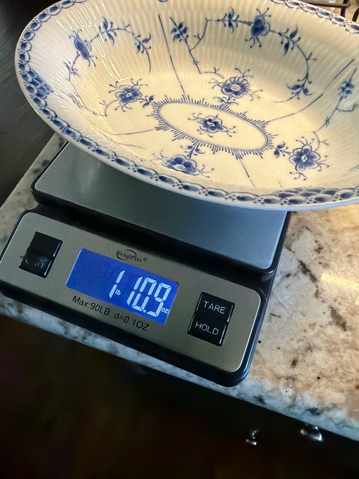 Vintage New LIPPER AND MANN BLUE FJORD OVAL SERVING Fluted BOWL 10 1/4″ x 7 7/8″