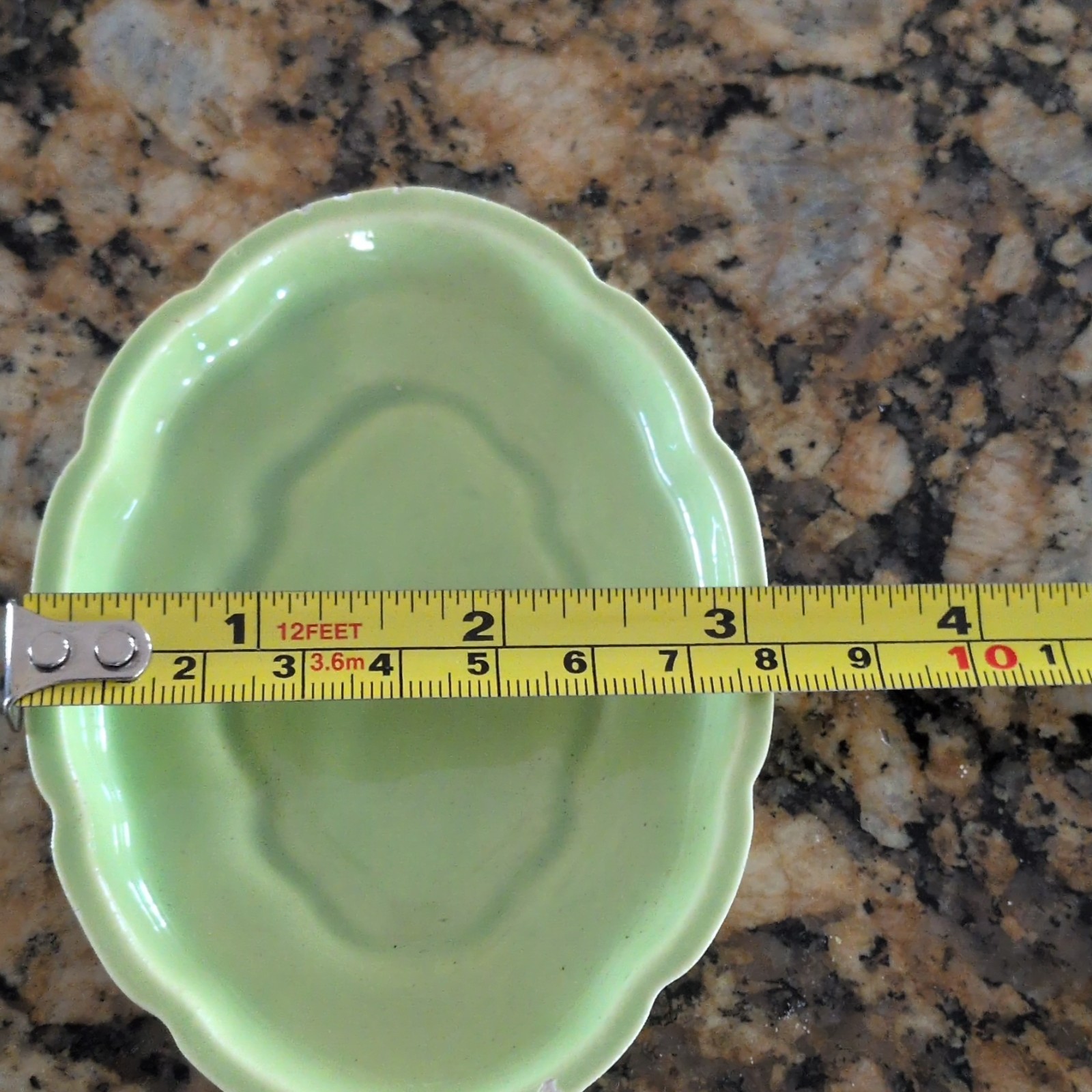 Green Solid Ceramic Oval Scalloped Dishes Set of 2 Glossy 5 x 3.5 in