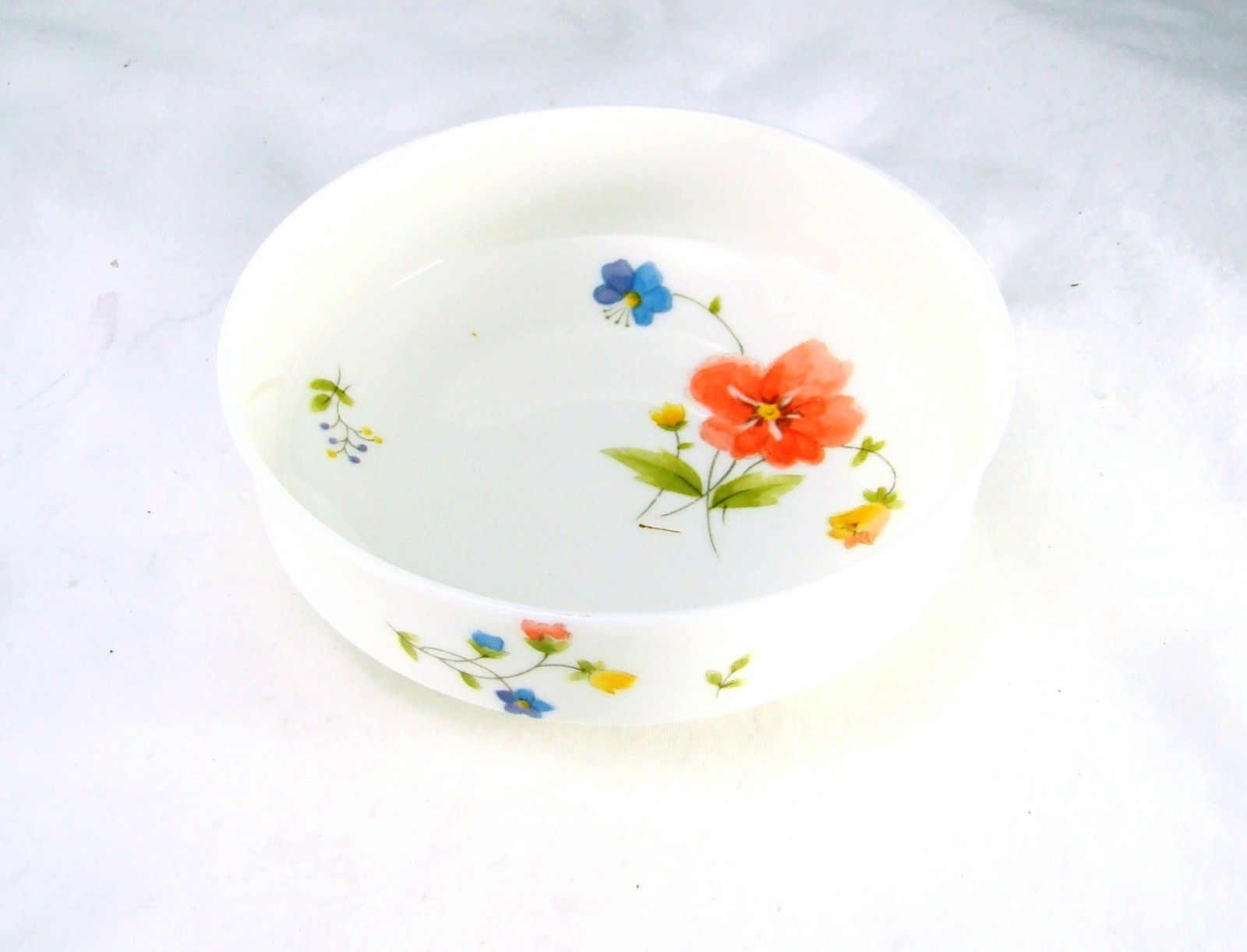 Mikasa Bone China Narumi Japan JUST FLOWERS A4-182 Fruit Dessert Bowl(s)
