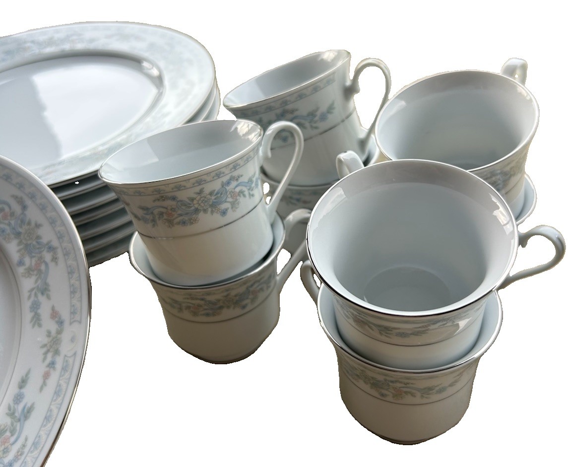 Somerset by NL Excel Vintage China Floral Silver Set Of 42