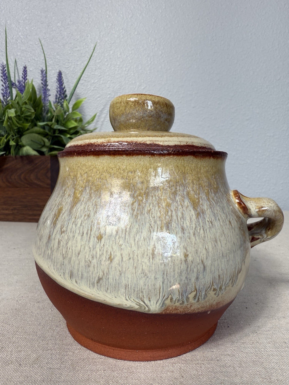 ARTIST SIGNED MULTI COLOR STUDIO POTTERY POT WITH LID