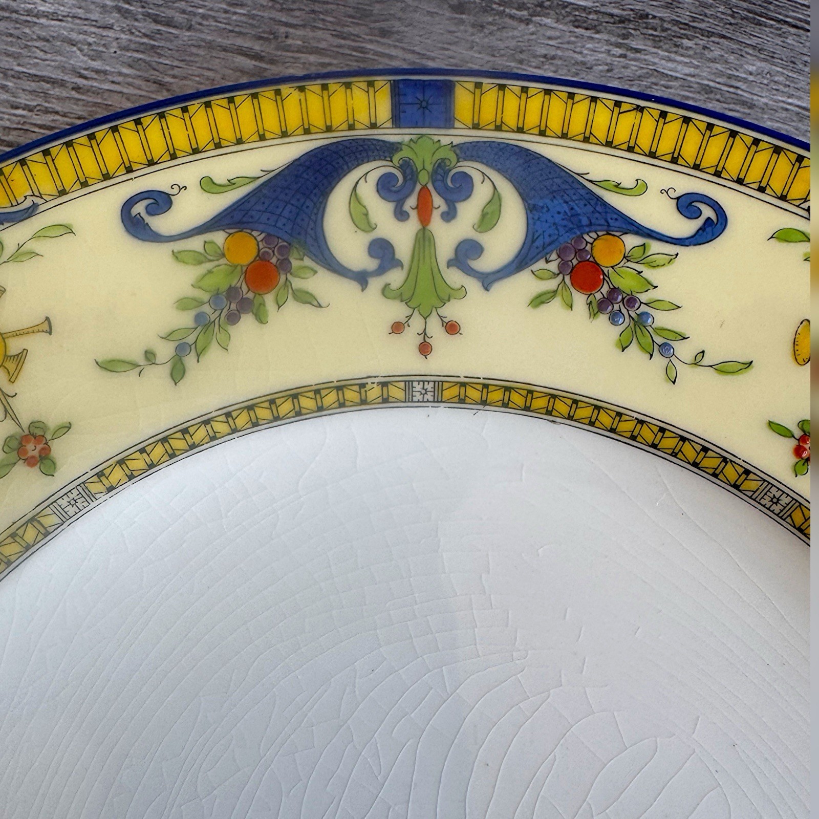 Royal Worcester Bordeaux Set 3 Dinner Plate Two Berry Bowls Bone China England