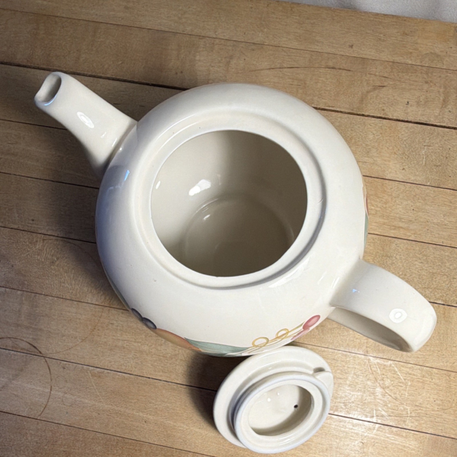 Robinson Design Group Abundance Porcelain Teapot Fruit and Leaves Pattern, 1991