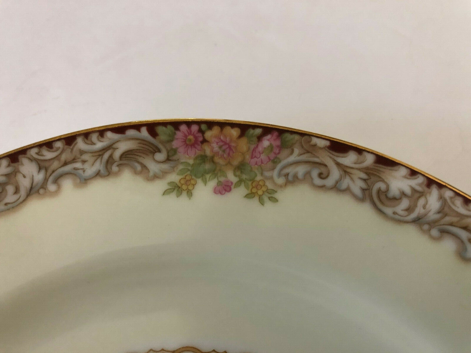 Noritake China Harmony 3906 Gold Trim, Red Floral Border – 7-5/8″ SALAD PLATE