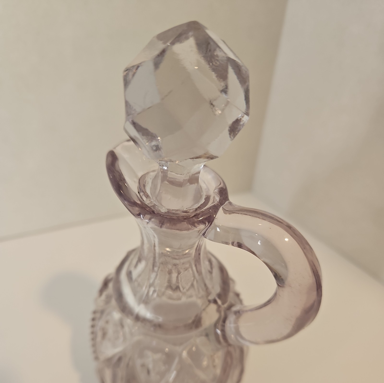 Diamond Cruet Violet Tinge #488 Ohio Flint Glass Co. Dunkirk, Indiana EAPG