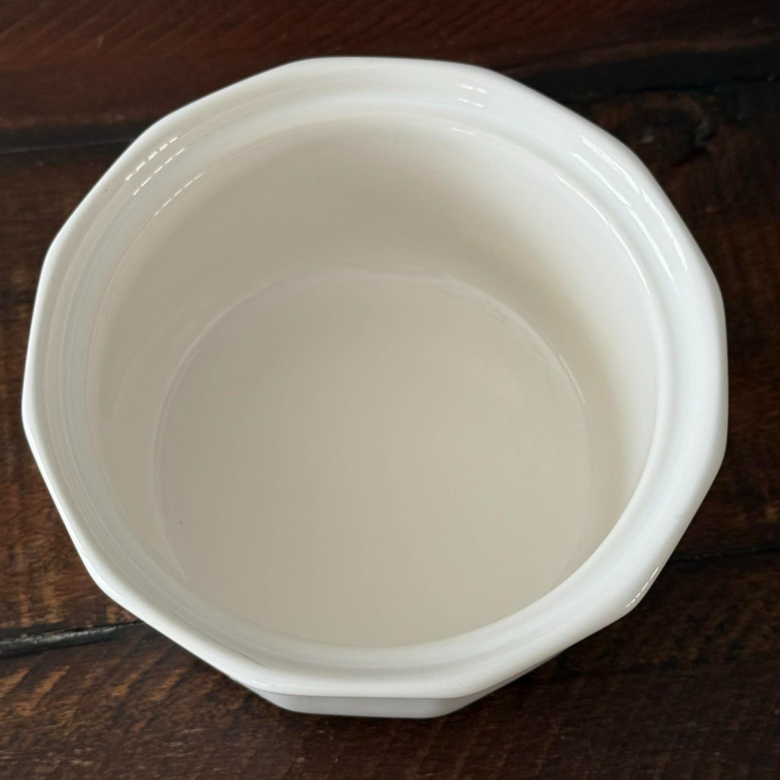 Pfaltzgraff USA 12-sided White Covered Casserole Dish EUC VTG Oven To Table 5″