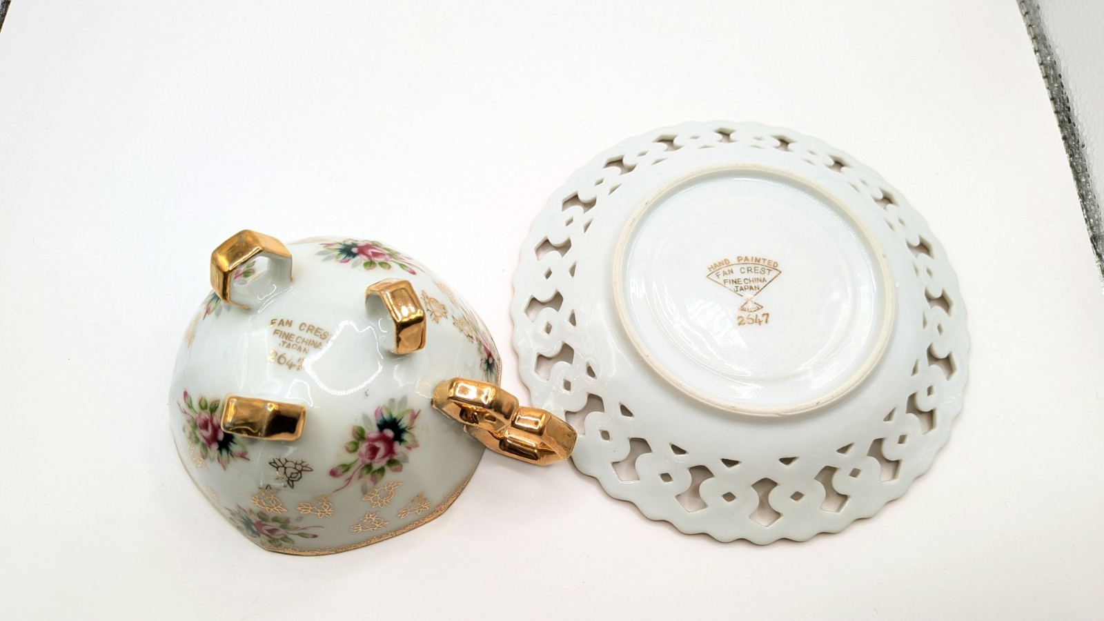 Can Crest 2647 Fine China Japan Hand Painted Footed Gilded Set Cup & Saucer Vid