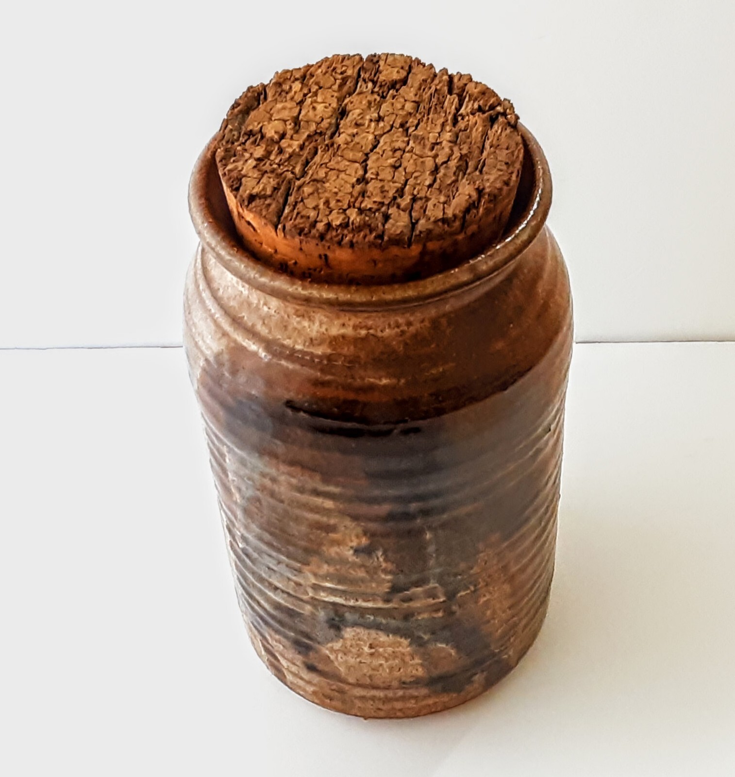 Hand Thrown Glazed Studio Pottery Jar W Cork Lid 8.5″ Tall Artist Signed Vtg ’81