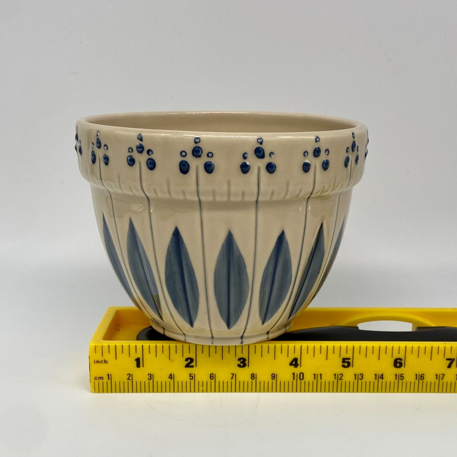 2001 Tender Heart Treasures Blue Tan Mixing Serving Bowl Floral Leaf Ceramic