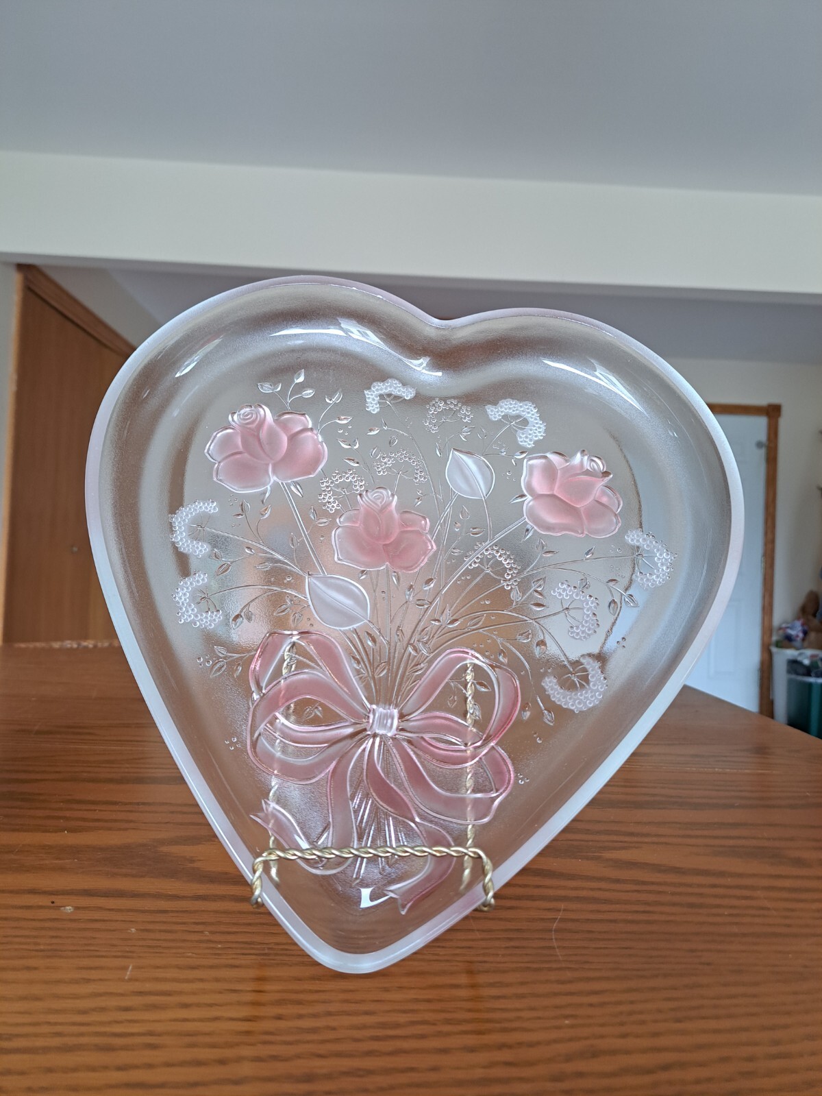 Mikasa Crystal GlassVintage Valentine Heart Shaped Serving Plate w/ Pink Roses