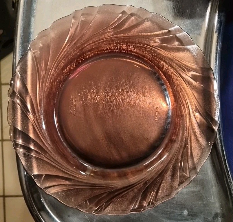 Bormioli Rocco Duralex Amethyst Purple Swirl Dinner Plate France 9″D