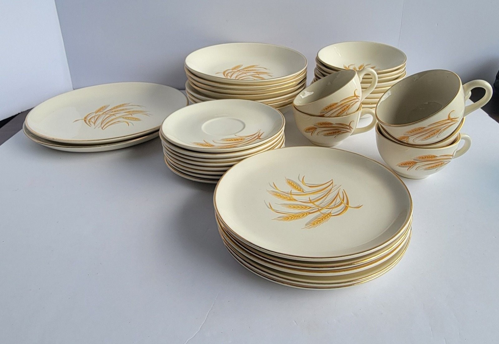 Vintage Golden Wheat 22K Gold Oven Proof Dinnerware Set