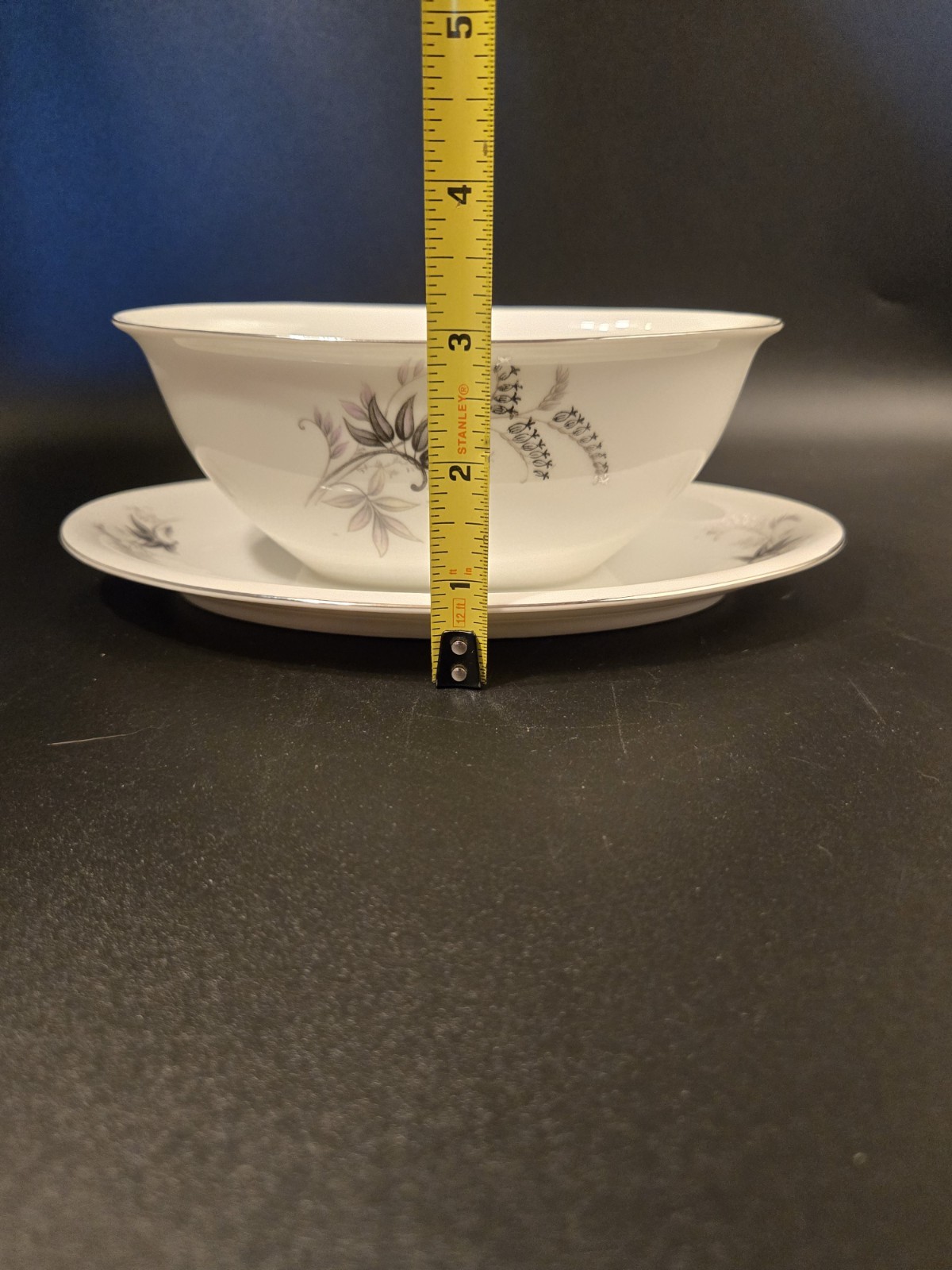 Seyei Gravy Boat 510 Attatched Underplate Platinum Trim MCM EUC