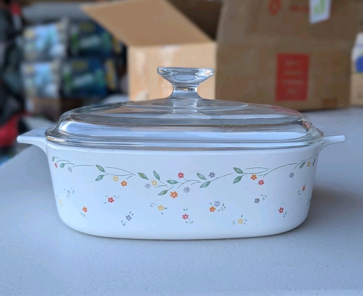 Corning Ware A-2-B 2 Liter English Meadow Casserole Dish w/ Glass Pyrex Lid