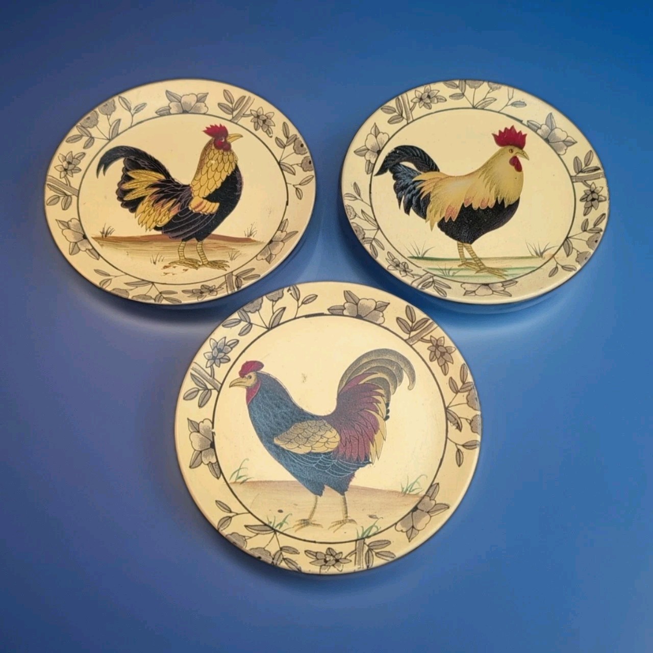 Set of 3 Vintage Rooster Decorative Wall Plates 6in
