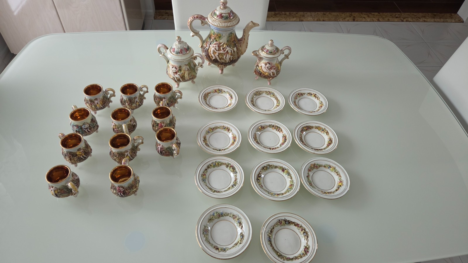 Vintage Italian Capodimonte M.A.S. 25-Piece