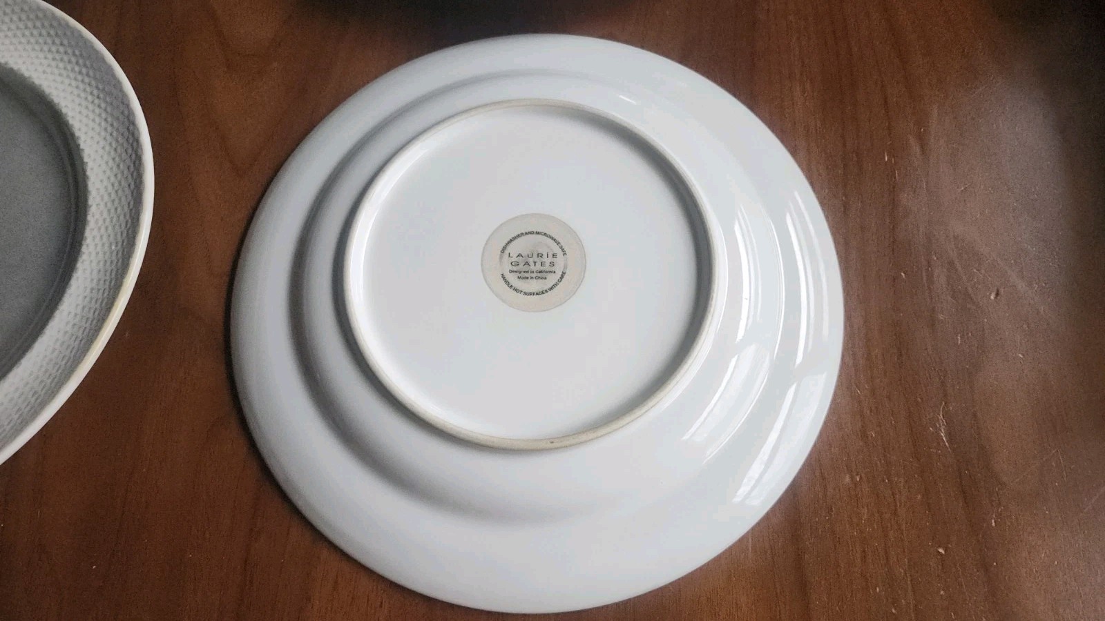 SET OF 4 Laurie Gates MONTEREY Gray Stoneware 10.75″ Dinner Plates