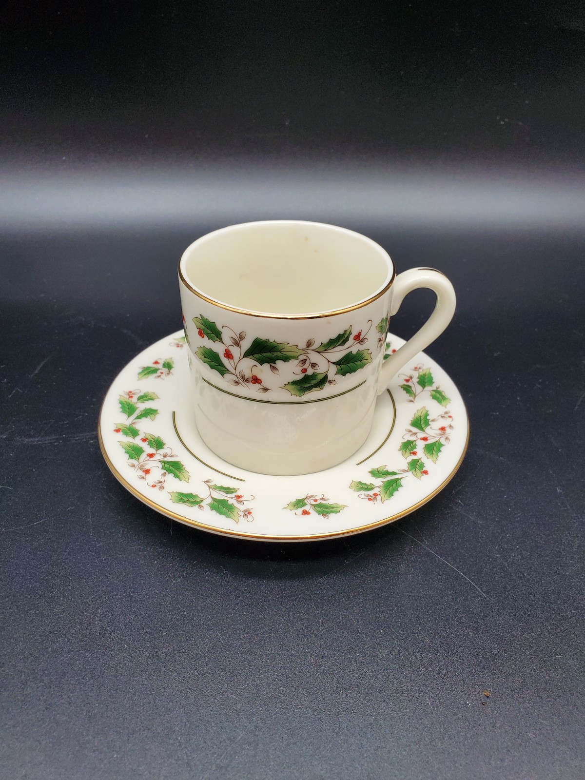 Fine China Holiday Tea Cups and Plates 7 cups 8 plates