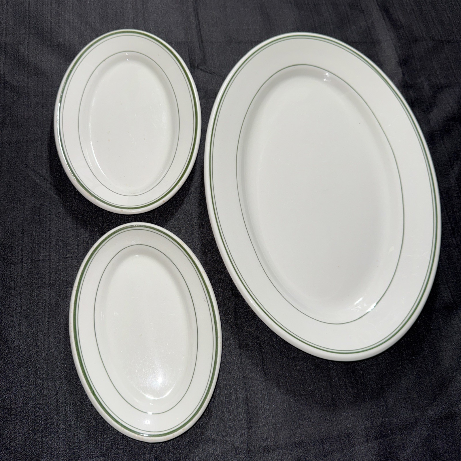 15.5” Sterling Vitrified China Restaurant Ware Green Oval Patter Plate Lot Of 3