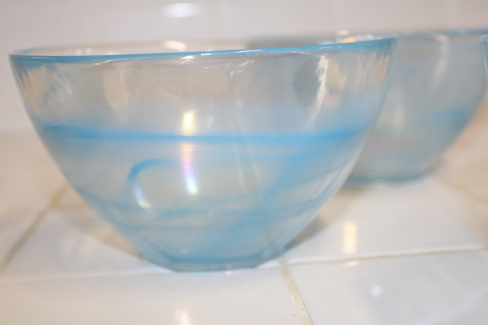 Set of 4 Iridescent Aqua Blue Swirl Art Glass Soup/Cereal/Salad/Dessert Bowls