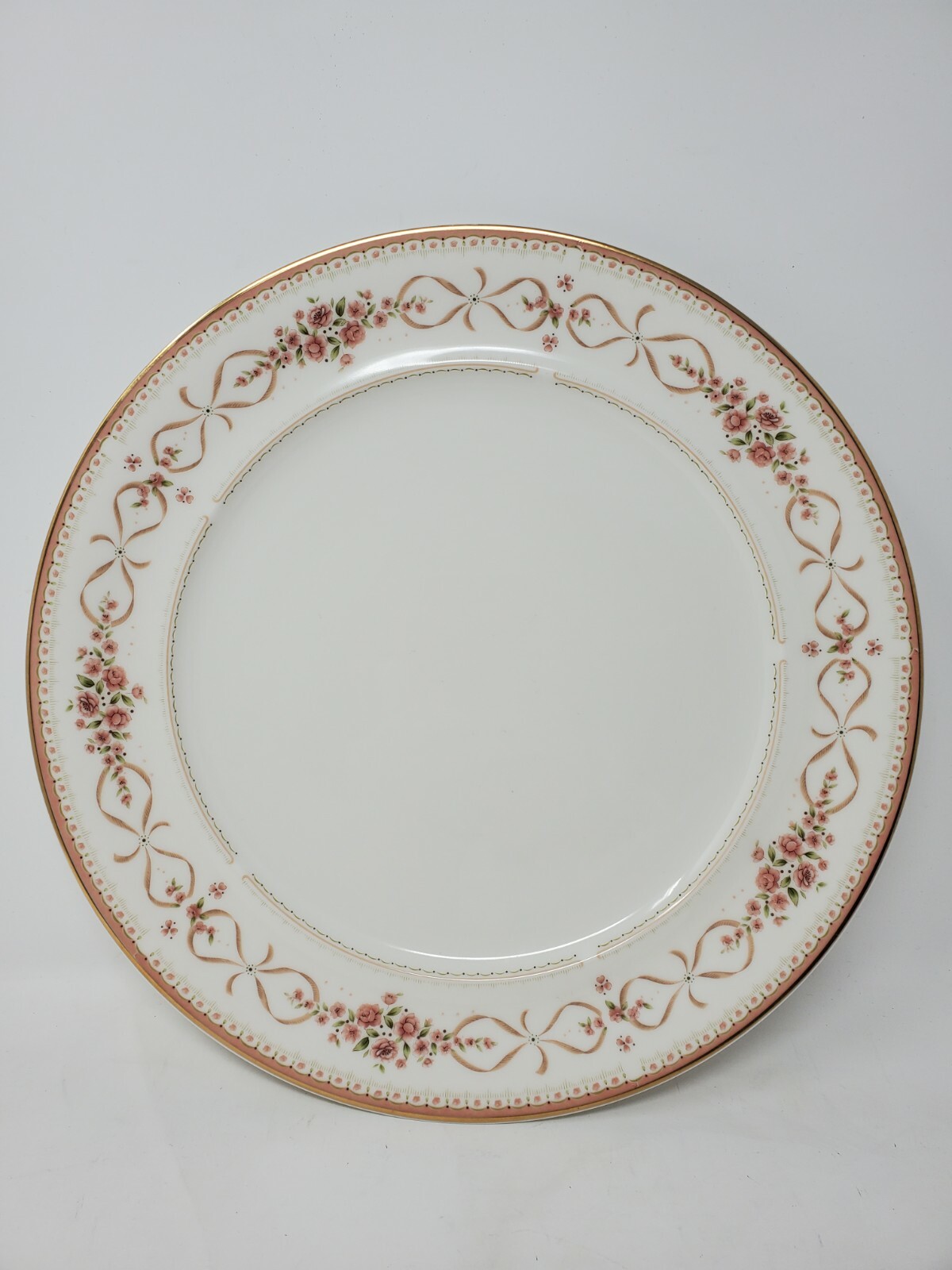 12 3/8″ Mikasa Louis XVII Petite Bone Round Platter