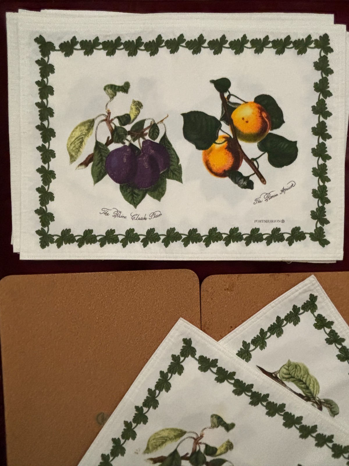 Portmeirion Pomona Set of 4 Cork & 8 Cloth Placemats