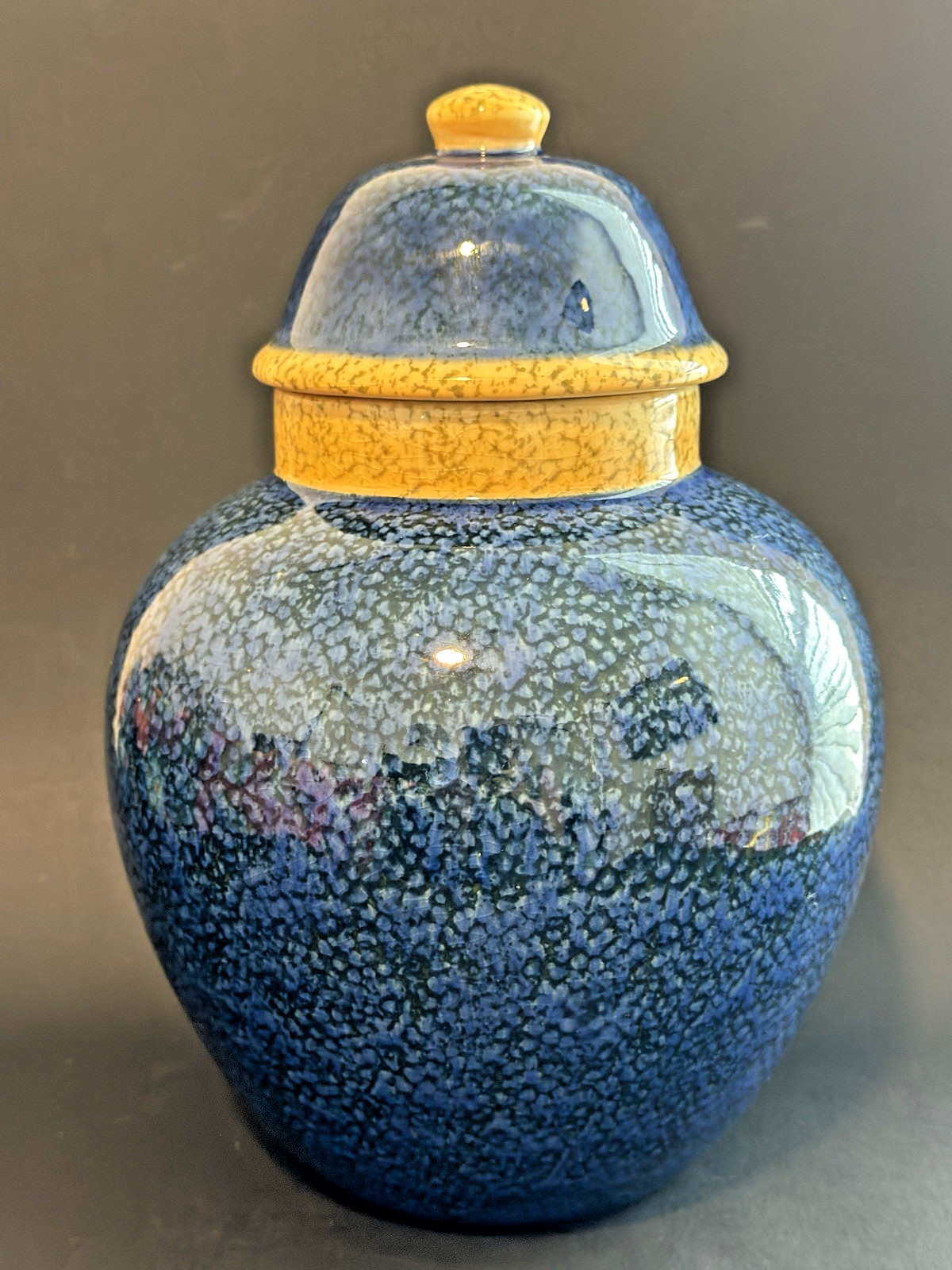 Winterthur Stoneware Blue Jar