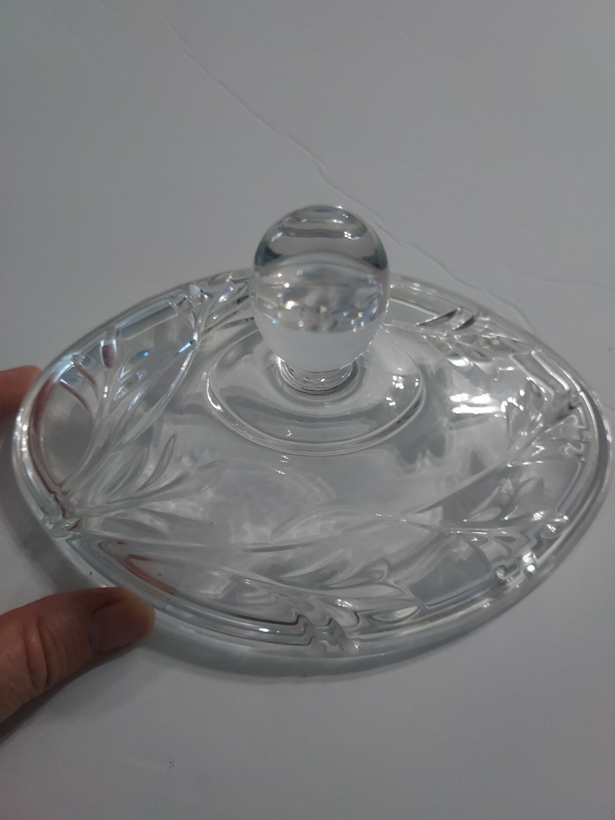 Oval Oneida Crystal Deep Candy/Nut Bowl w/Lid 7.5 H w/ Lid On.x 5 Wx 7 L x3.5 D