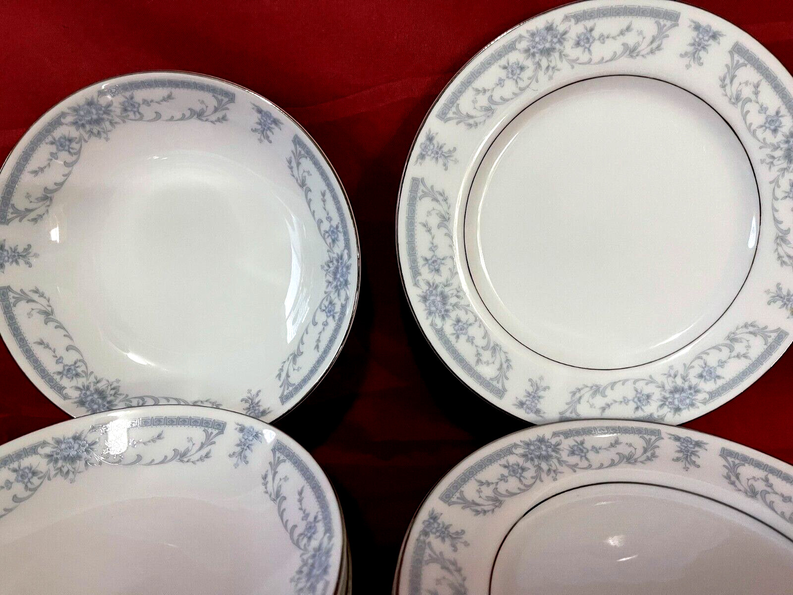Sheffield Blue Whisper 15 Piece Lot Of 8 Bread Plates & 7 Fruit Bowls