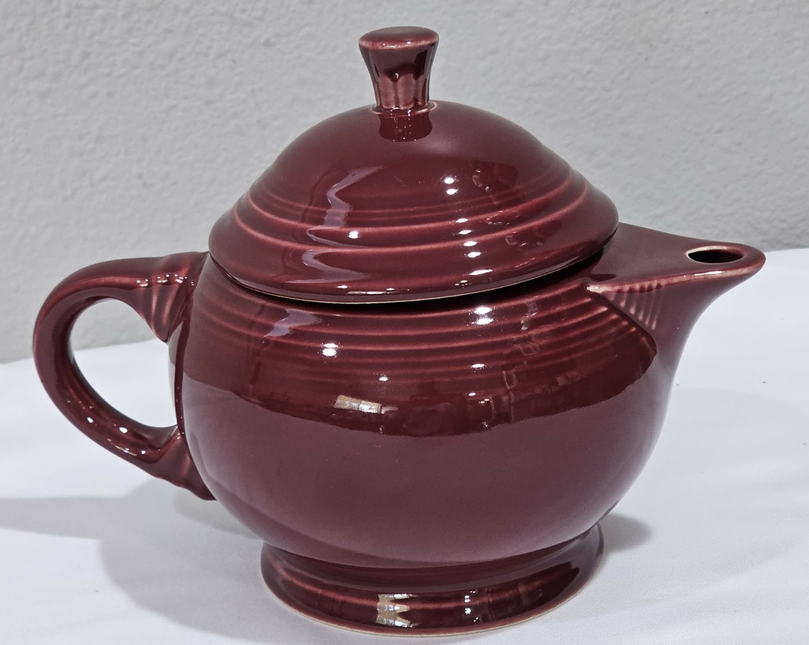 2001 Fiestaware 2 Cup Teapot With Lid Trio Of Hearts Cinnabar Excellent