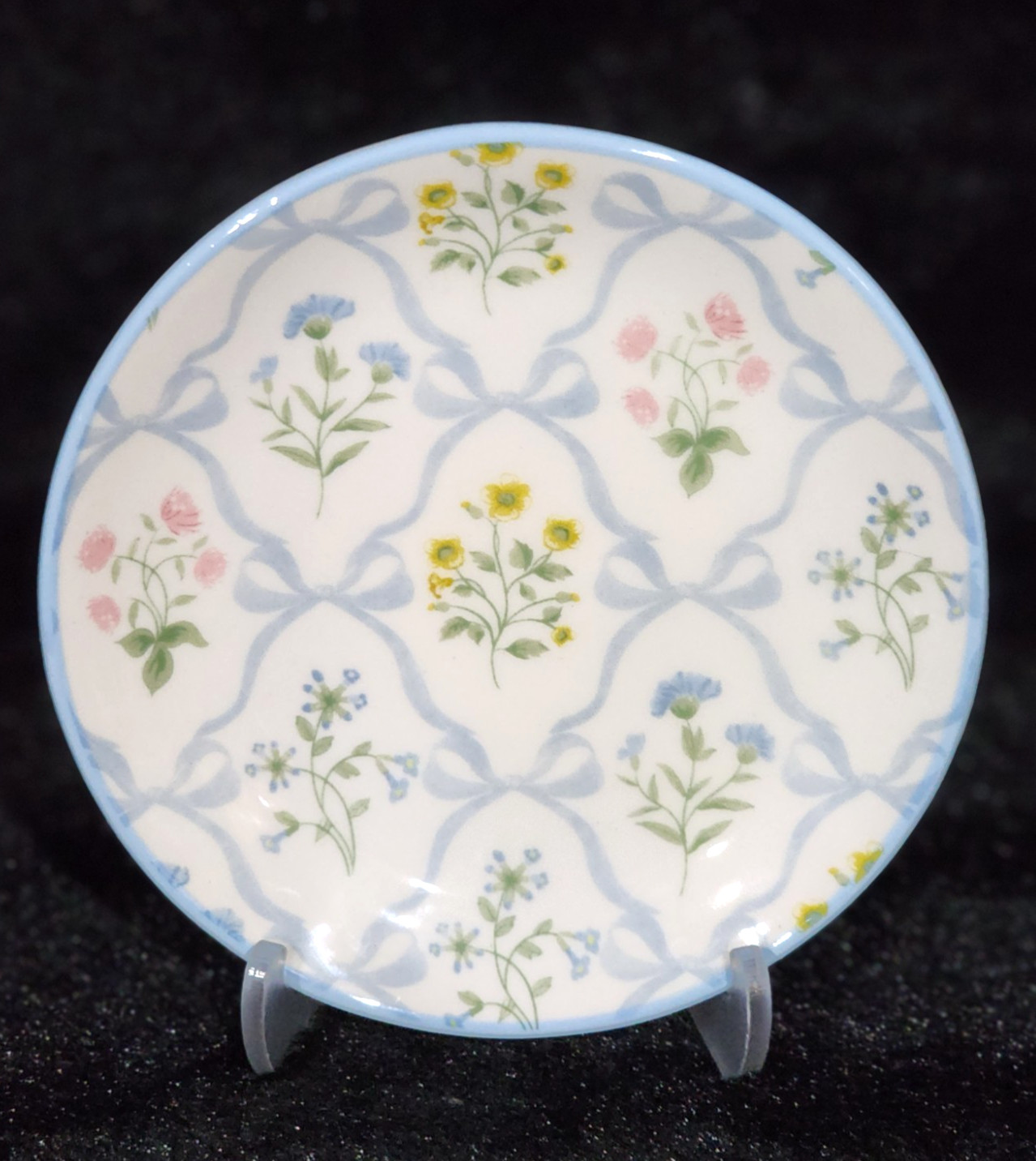 4 Blue Bows & Flowers Tidbit Plates 4.5″ Ceramic Easter Spring Hobby Lobby Viral