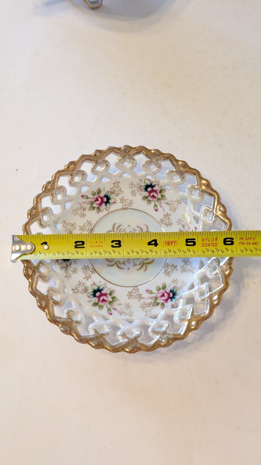 Can Crest 2647 Fine China Japan Hand Painted Footed Gilded Set Cup & Saucer Vid