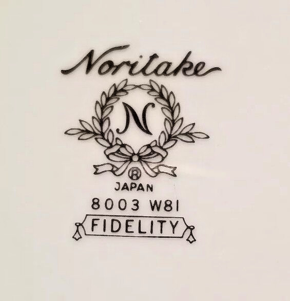 Noritake Fidelity Salad Plate Blue White Flowers Platinum Trim 8 1/4 Inches