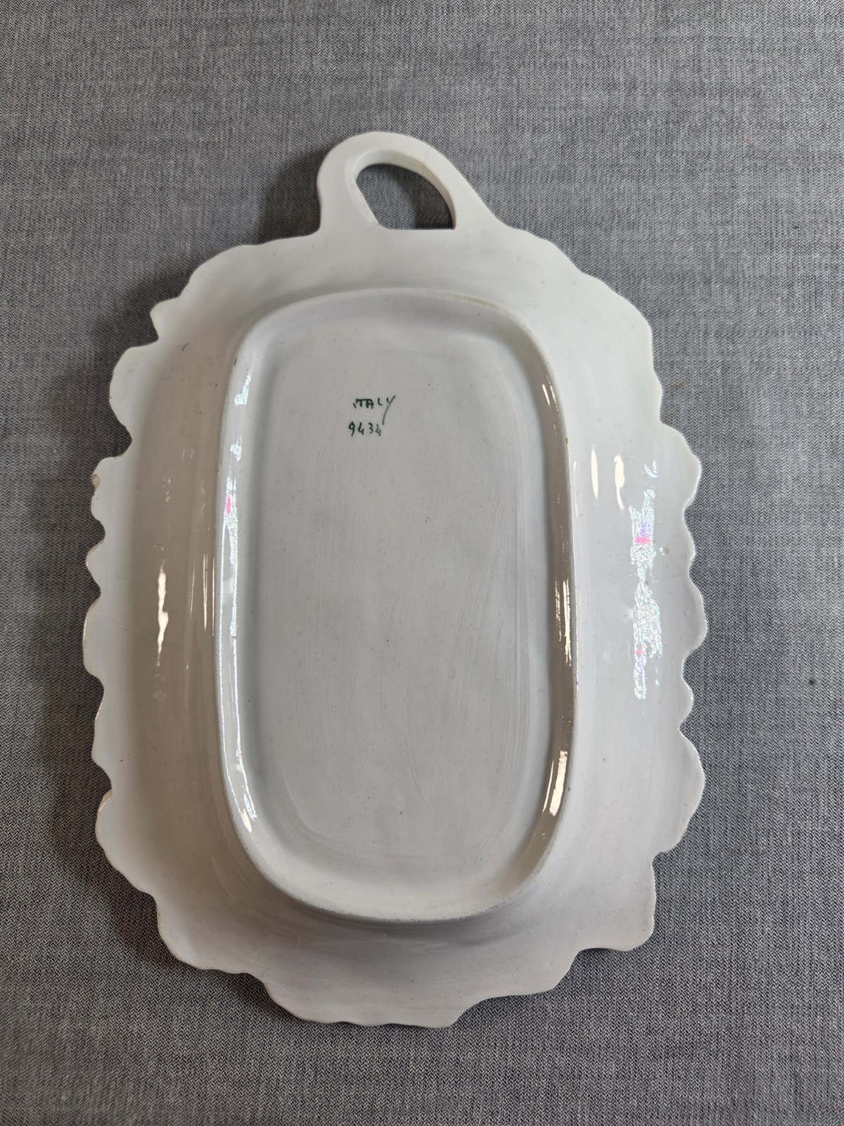 Vntg Italian White Ceramic Oval Dish Grapes Grapevine Handle Serving Plate 8”