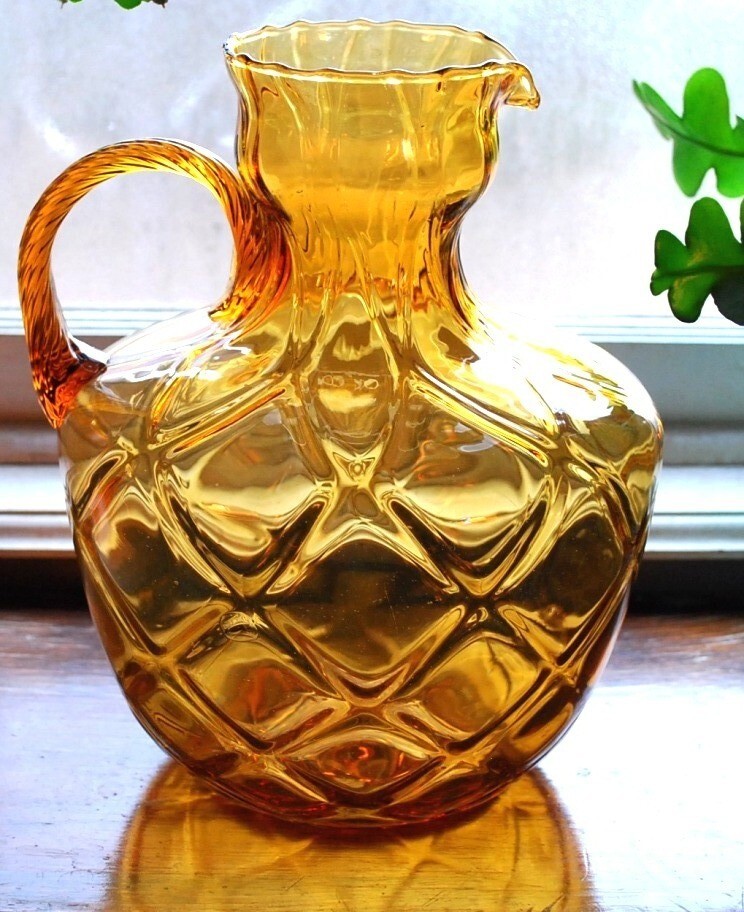 Rare EMPOLI PITCHER 1960s AMBER GLASS OPTIC DIAMOND Hand Blown 10″ Twist Handle