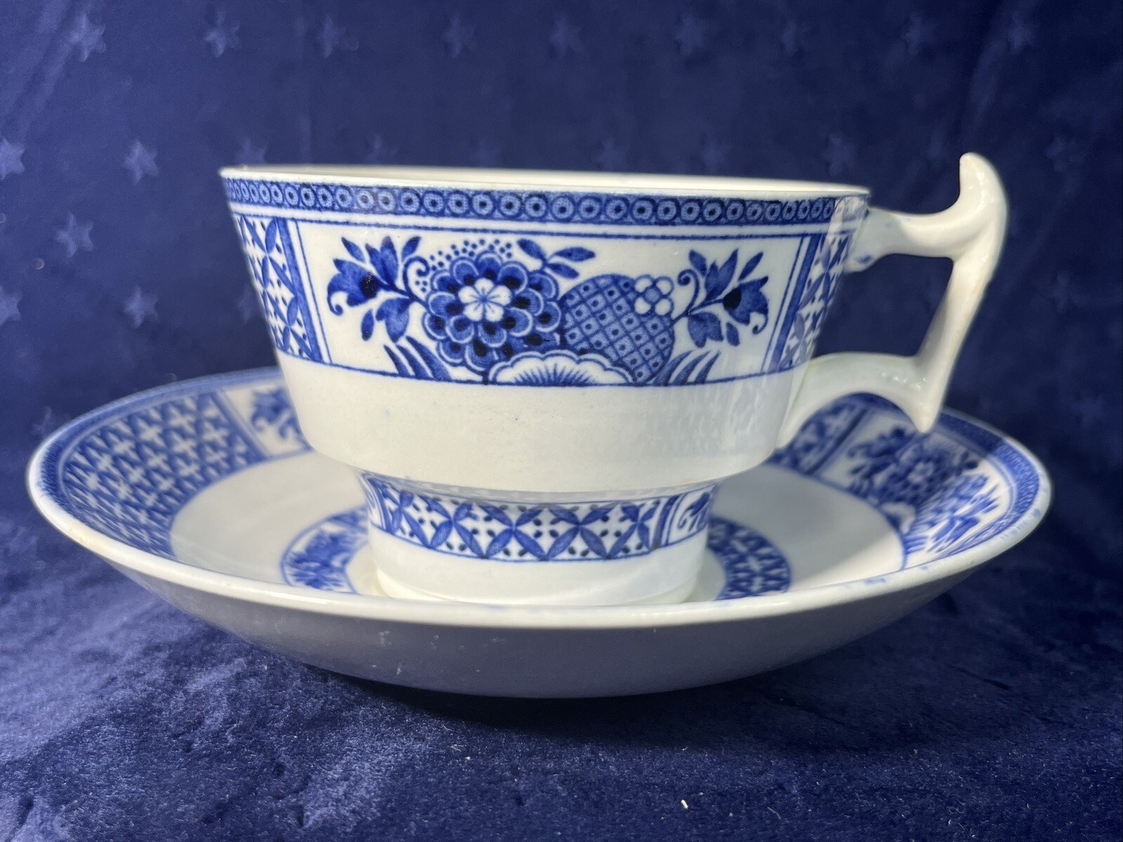 BOOTHS Vintage Tea Cup & Saucer NANKIN Pattern English Silicon China