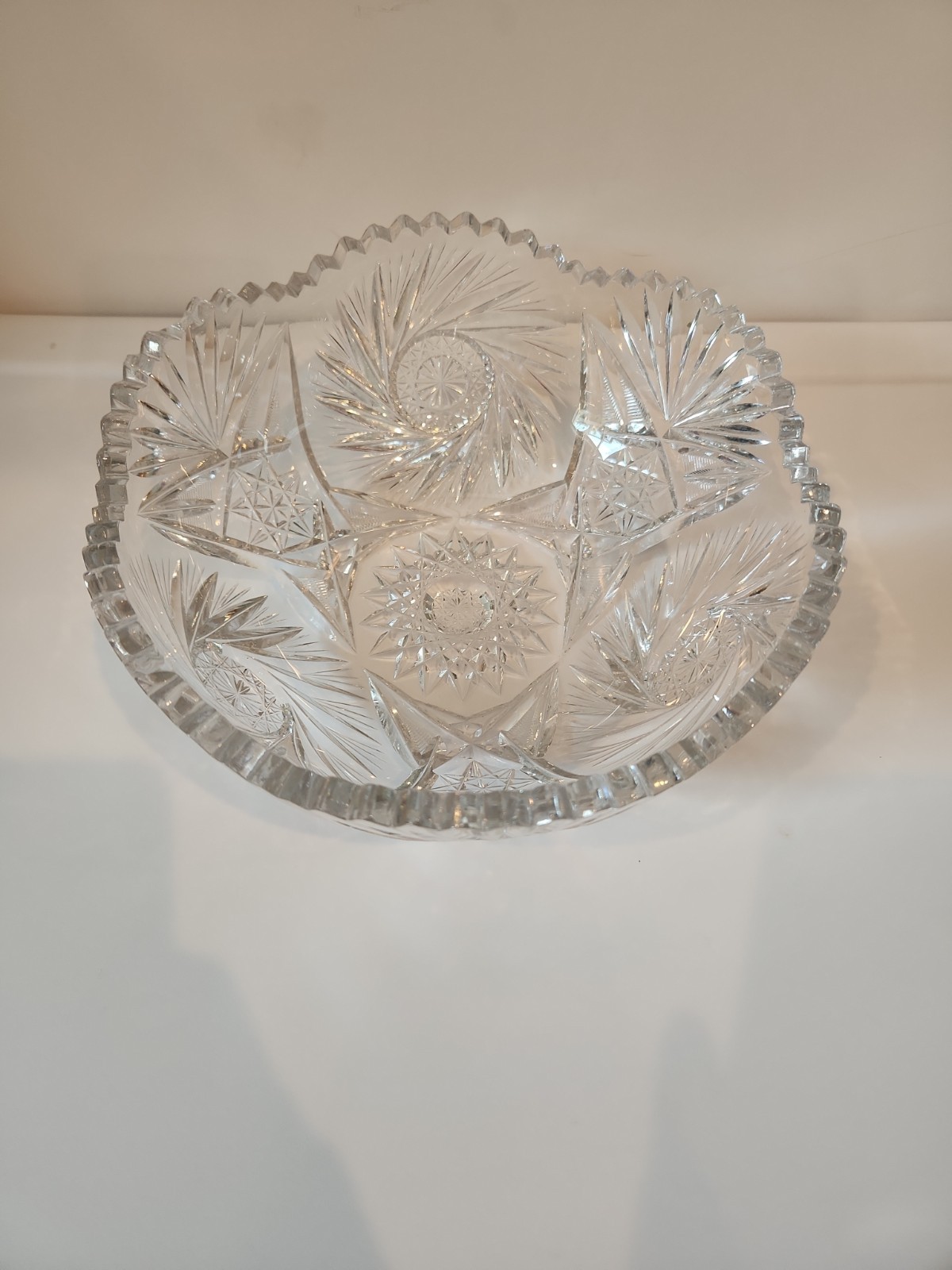 Antique American Brilliant Deeply Cut Glass 8″ Bowl Sawtooth Rim
