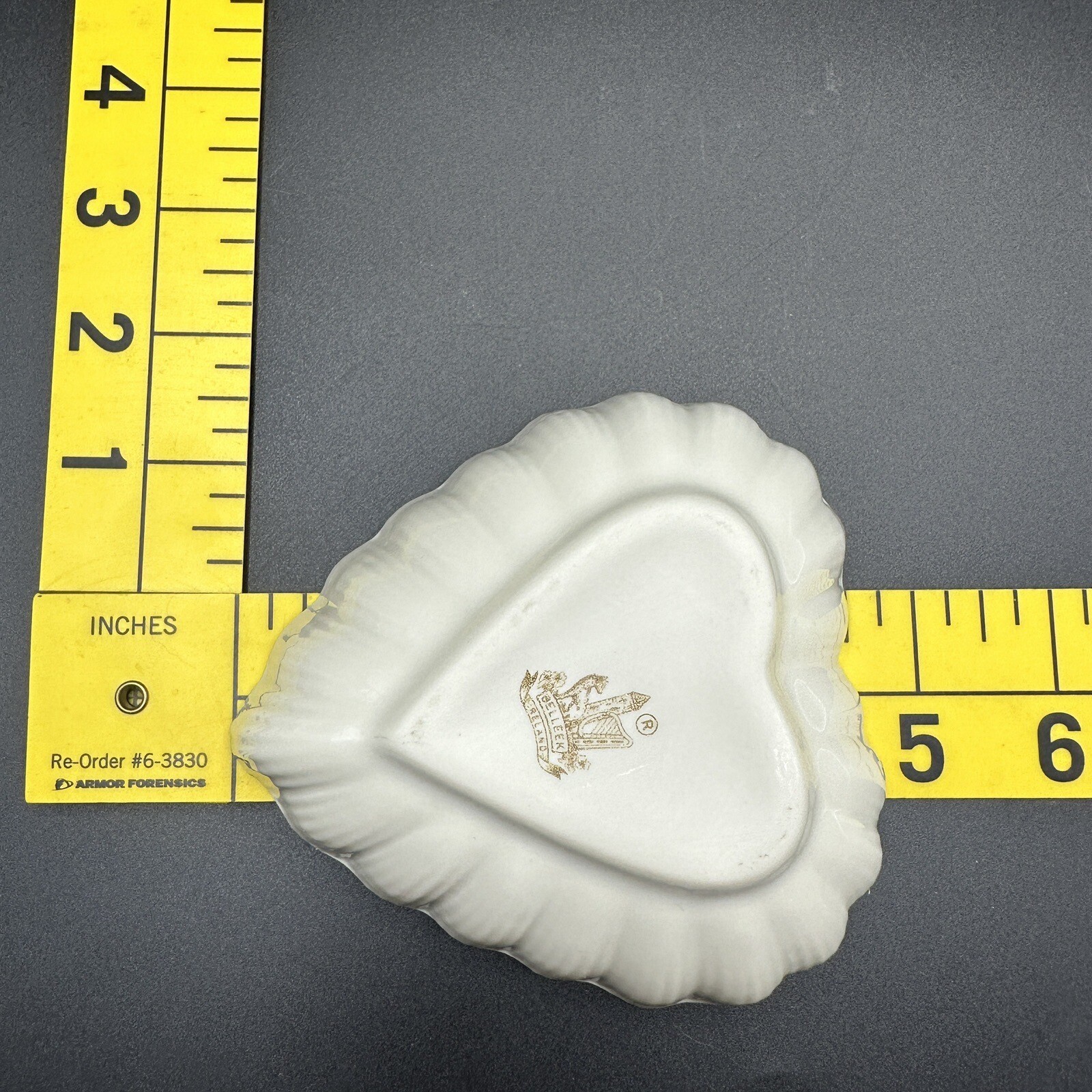 Vtg Heart Beleek Ivory Fine Bone China Porcelain Trinket Dish 7th mark 1980-1993
