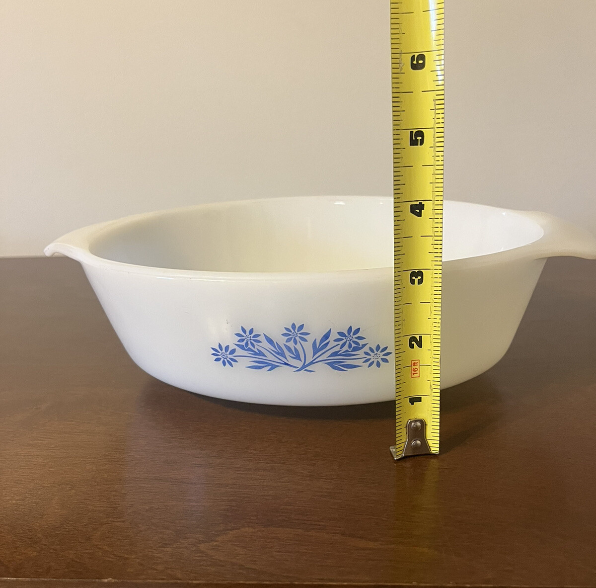 Anchor Hocking Milk Glass Blue Cornflower 1.5 Qt Oval Lid Covered Casserole #433