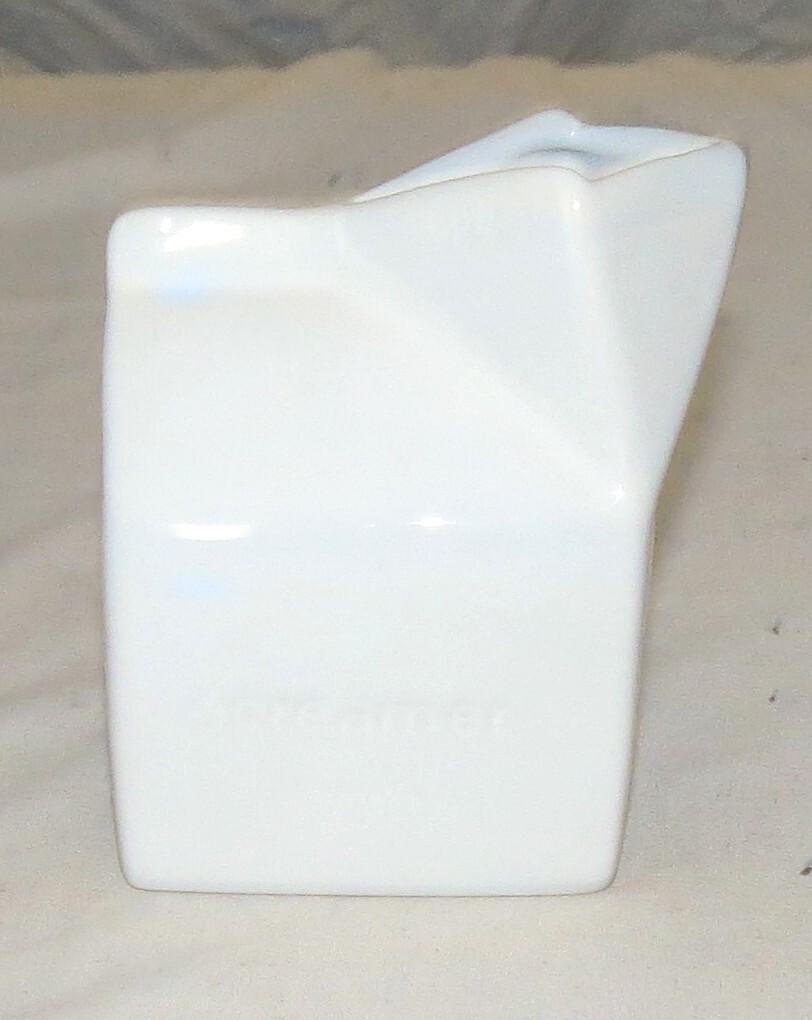 HOME White Ceramic Box Farmhouse Creamer – 4.3/4 x 4 x 3 inches