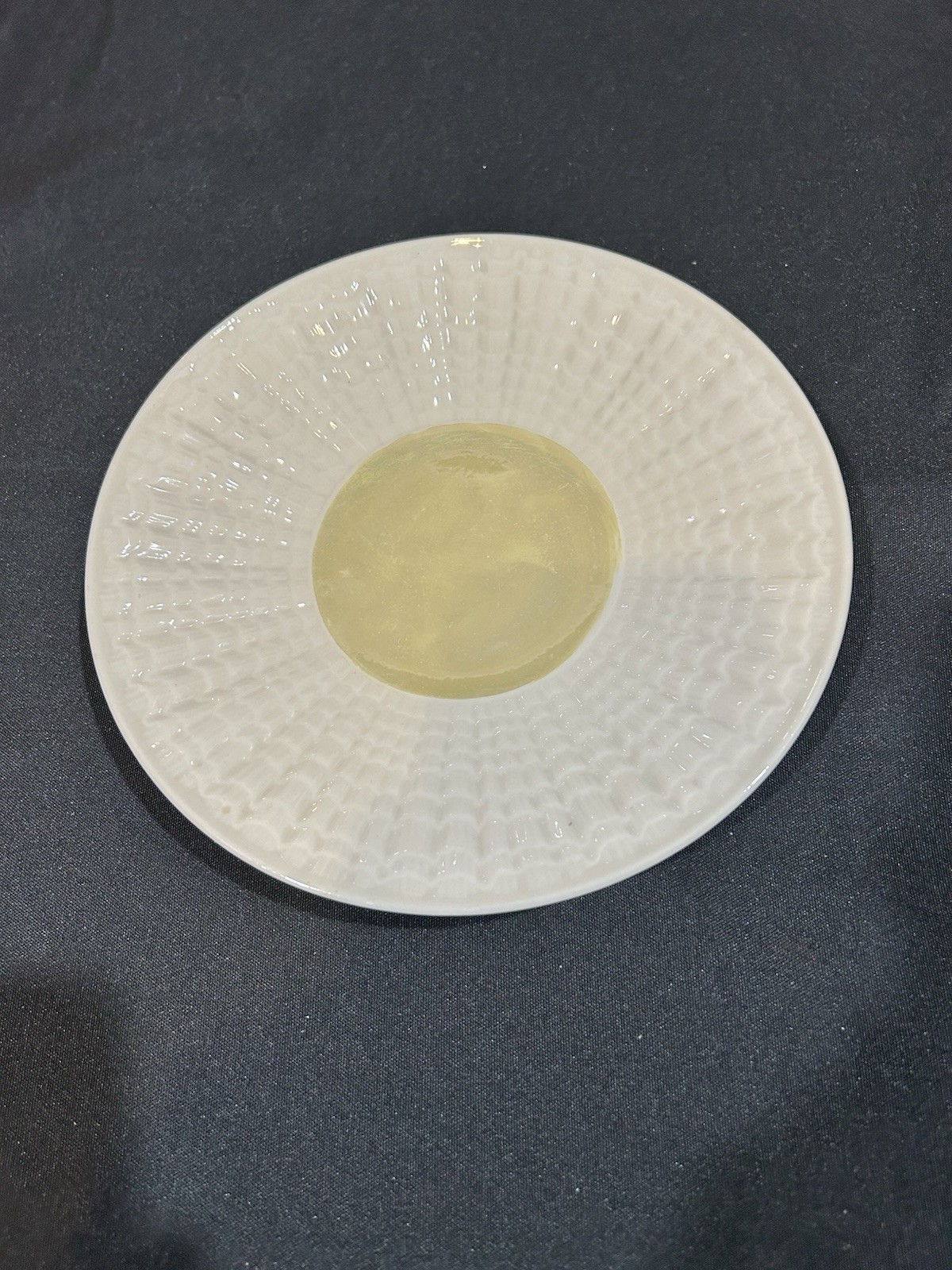 Belleek Ireland Neptune Yellow Luncheon Plate 7 3/4” 6th Mark 1965-1980