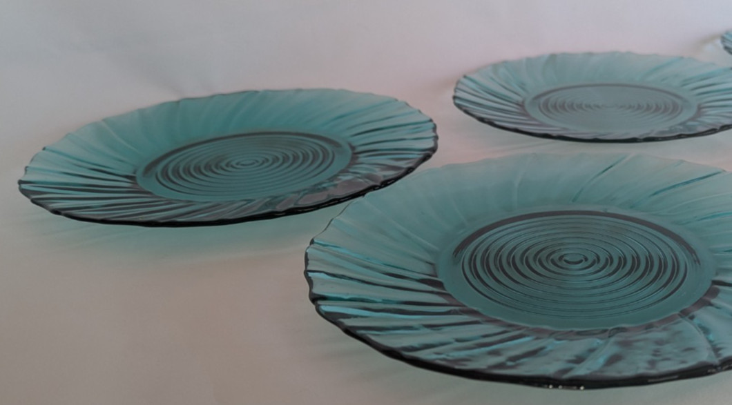 Jeannette Ultramarine Swirl 6.5 in.- 3 Dessert Plates