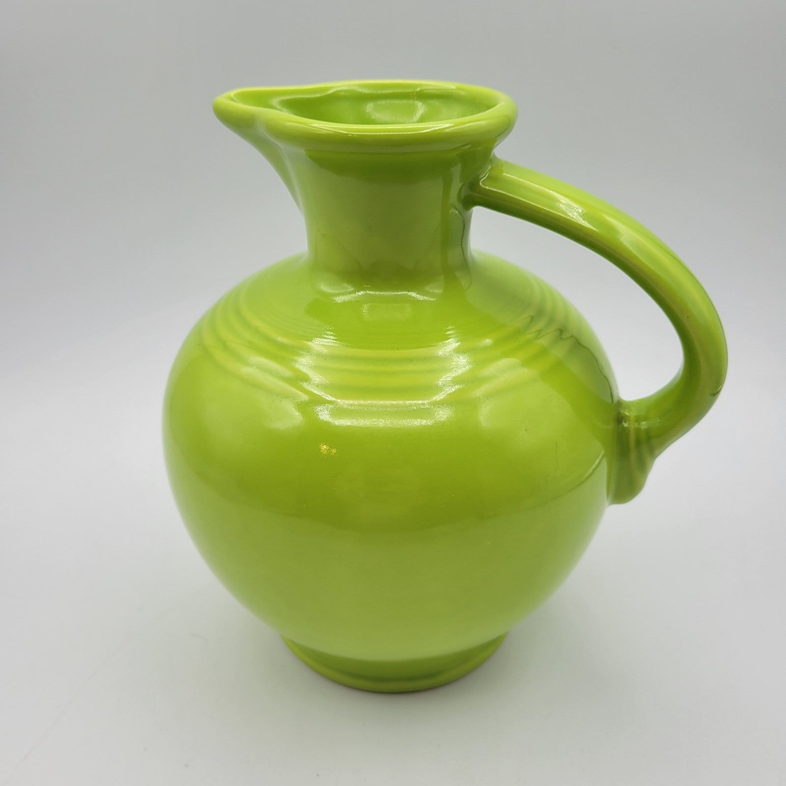 FIESTA Chartreuse Handled Carafe Pitcher 60 oz. HOMER LAUGHLIN 1997-1999