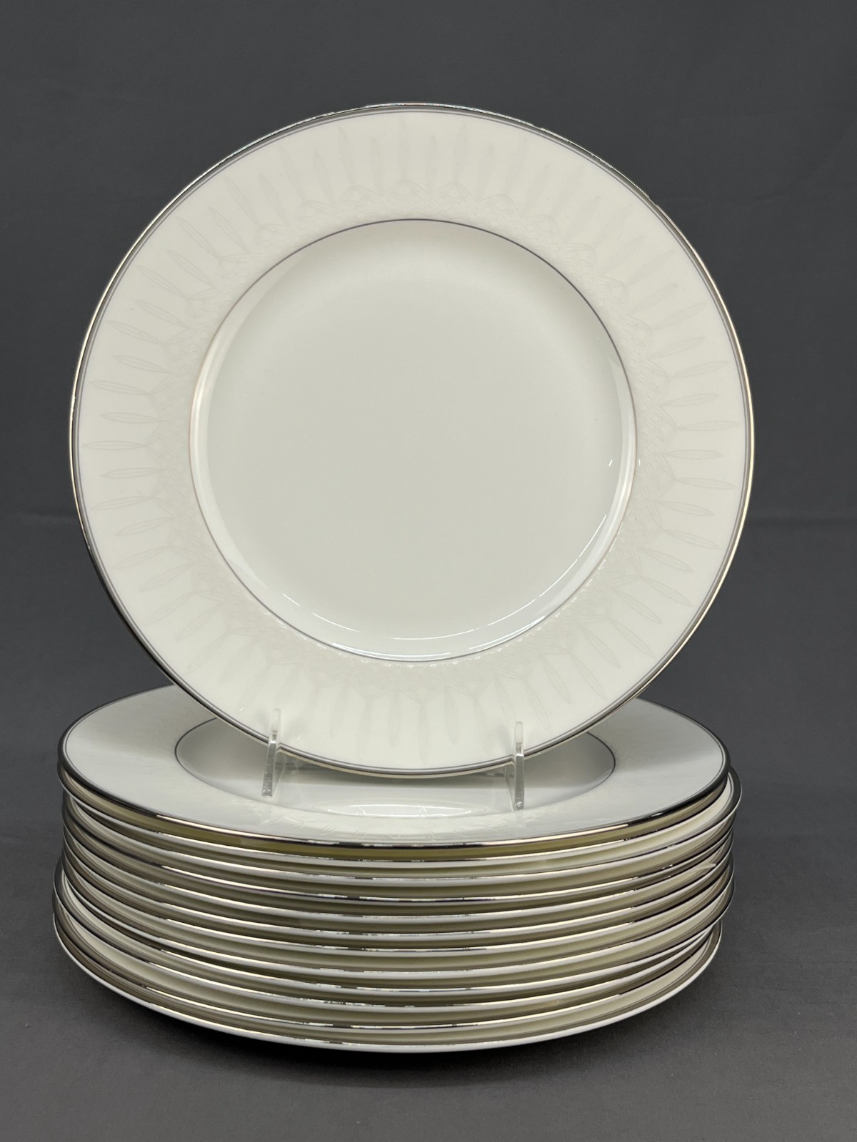 13 WATERFORD LISMORE Platinum Fine Bone China 10 3/4″ Dinner Plates; Mint