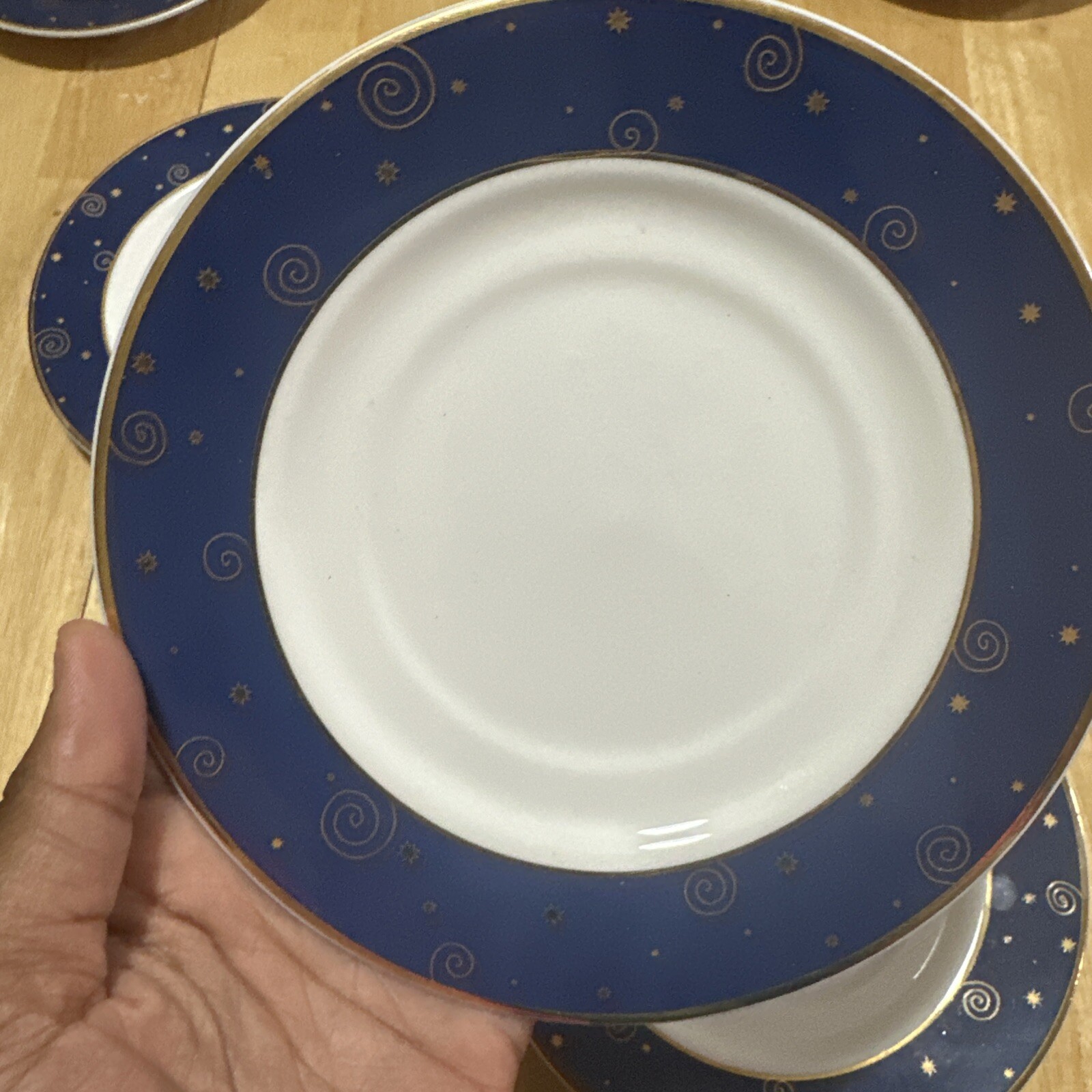 Set of 4 Sakura Hallmark Star Light Christmas Saucers Cobalt Blue/Gold Trim