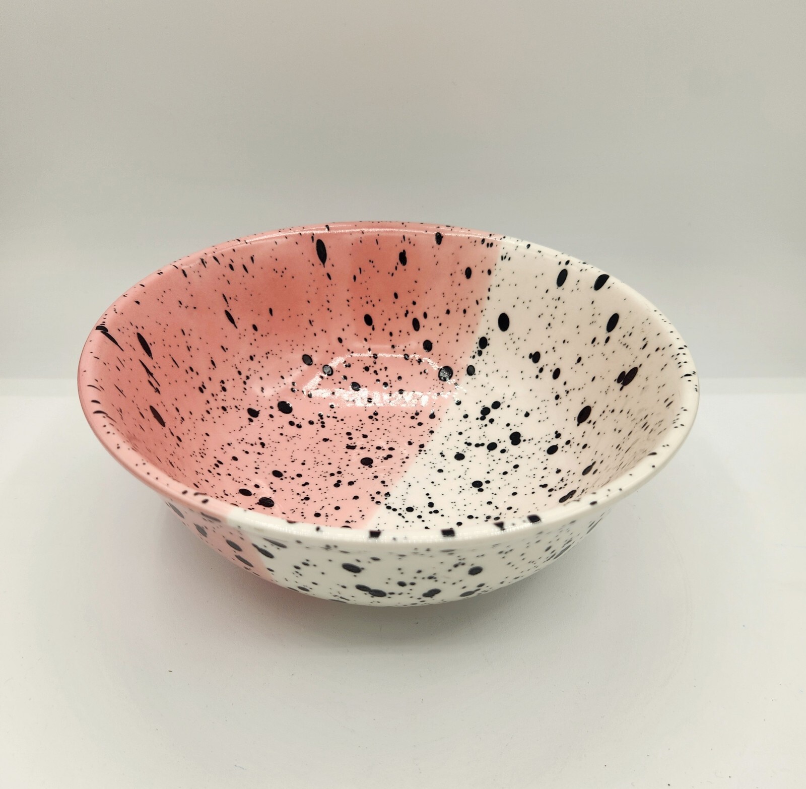 VTG Pottery Bowl Light Pink Off White Black Splatter Trinkets Noodle Fruit 8in