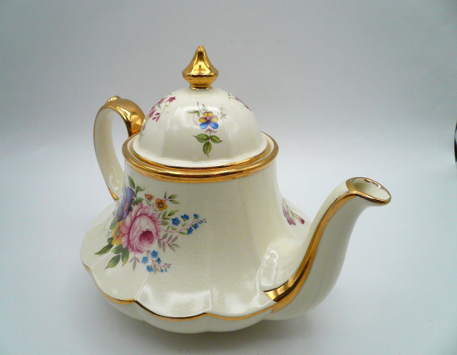 Sadler England Bell Shape Teapot # 3185 Mixed Floral Teapot