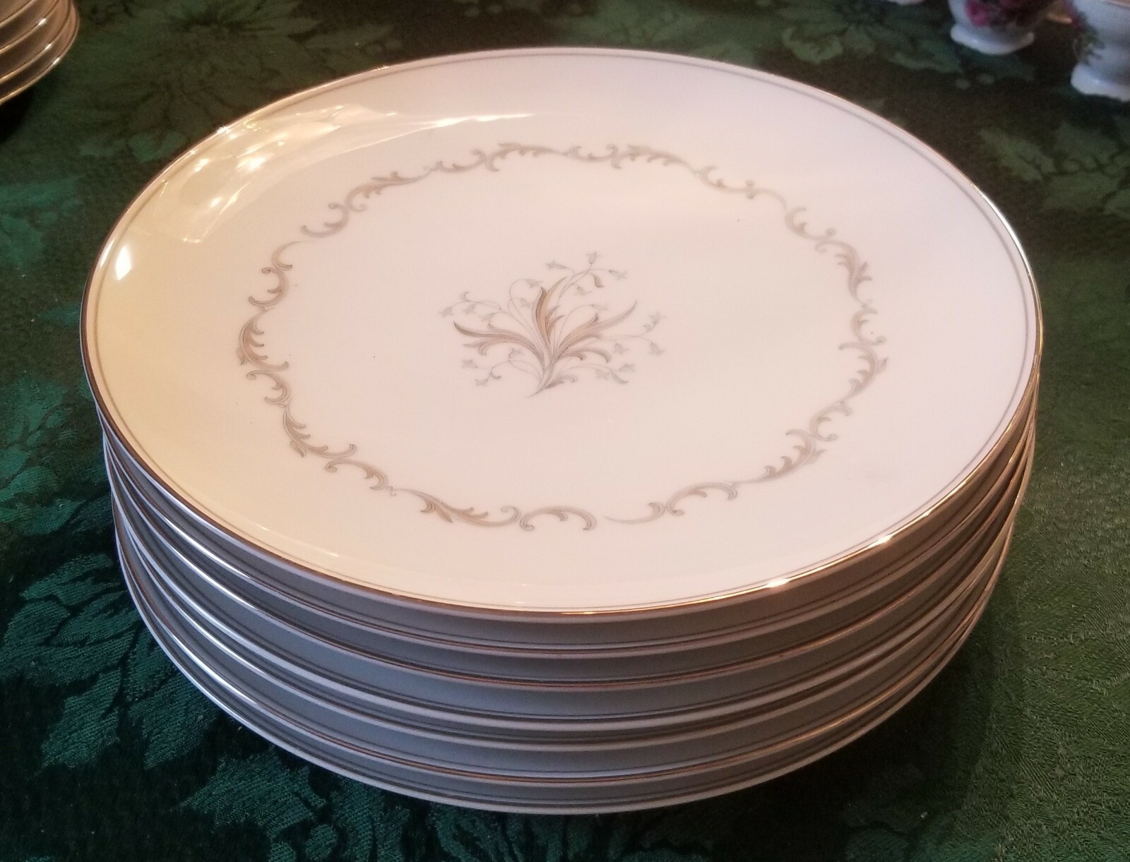NORITAKE “CHAUMONT” DINNER PLATES , 10 1/2 Inches Diameter SIX Vintage Plates