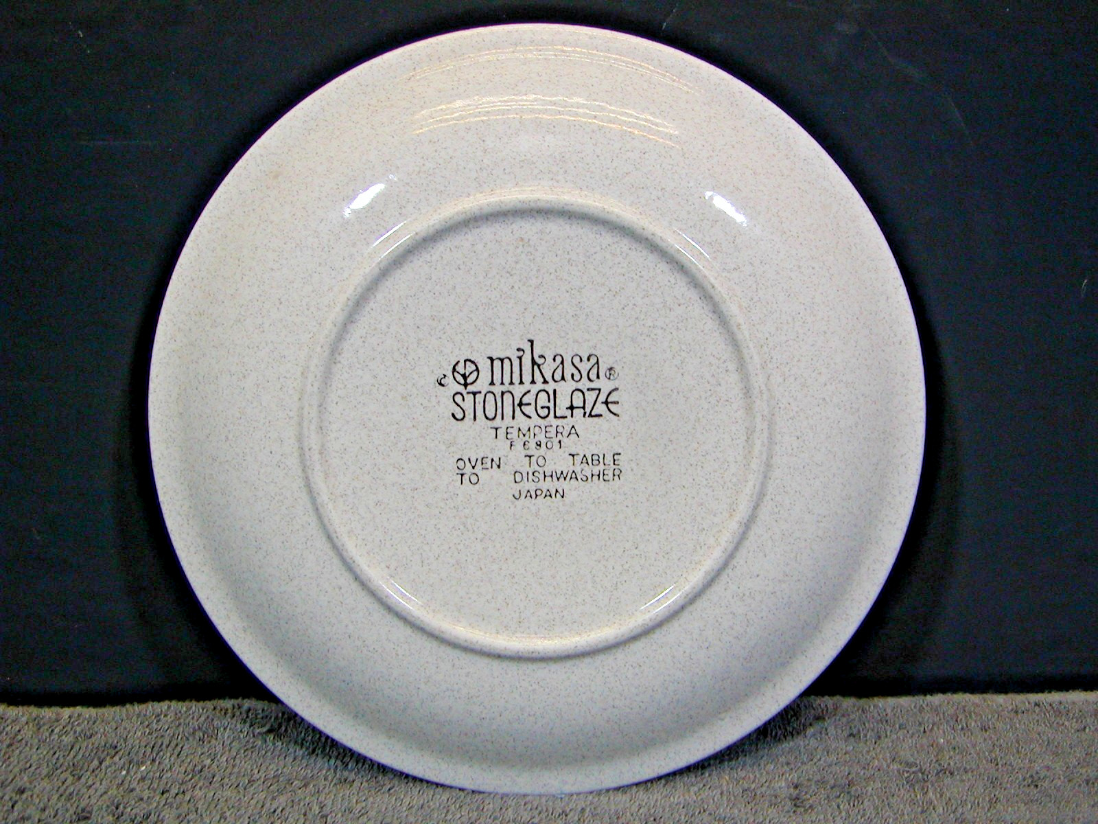 4 MIKASA STONEGLAZE TEMPERA 7-7/8″ SALAD PLATES